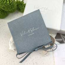 Load image into Gallery viewer, Premium gift wrap