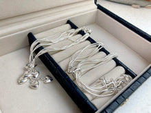 Load image into Gallery viewer, Silver plated multi heart bracelet