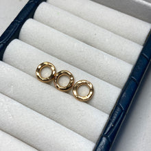 Load image into Gallery viewer, &#39;Fabulous&#39; silver bead bracelet with gold or silver hammered rings
